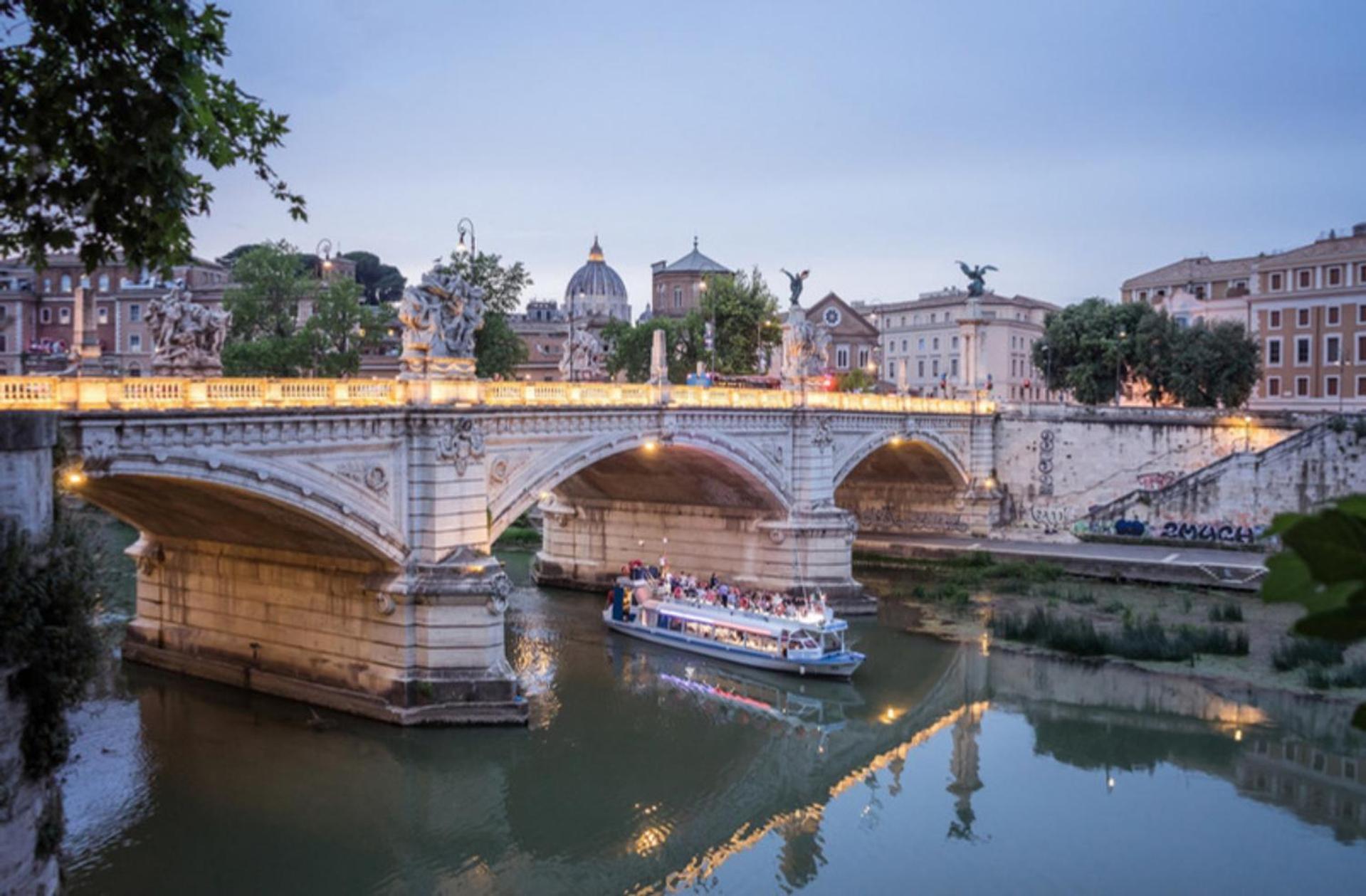 Luxury Apartment Vaticano-S'Peter Basilica - Netflix Wifi - Aircond Rome Bagian luar foto