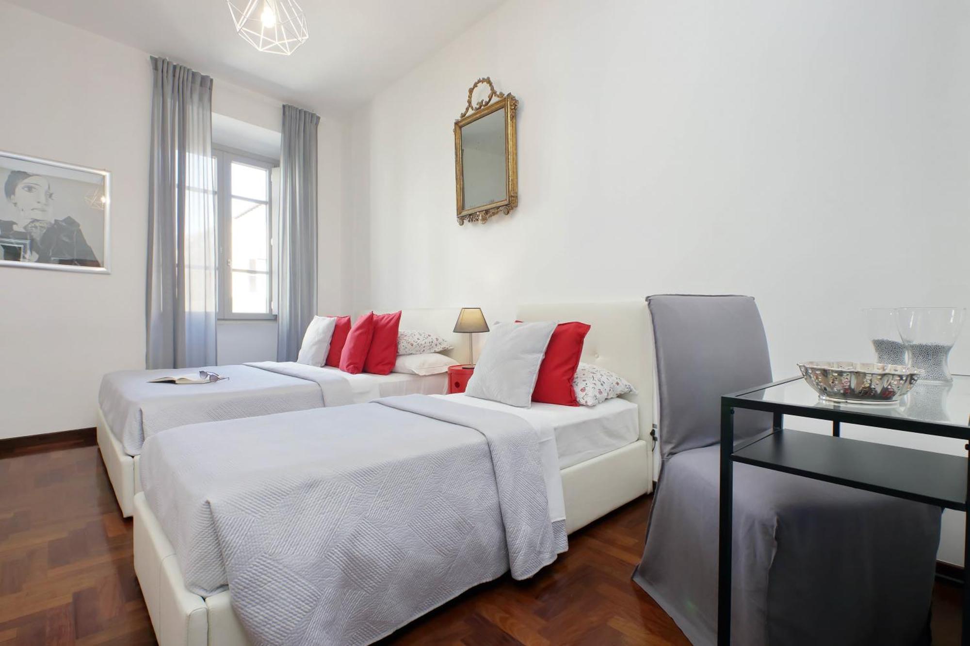 Luxury Apartment Vaticano-S'Peter Basilica - Netflix Wifi - Aircond Rome Bagian luar foto
